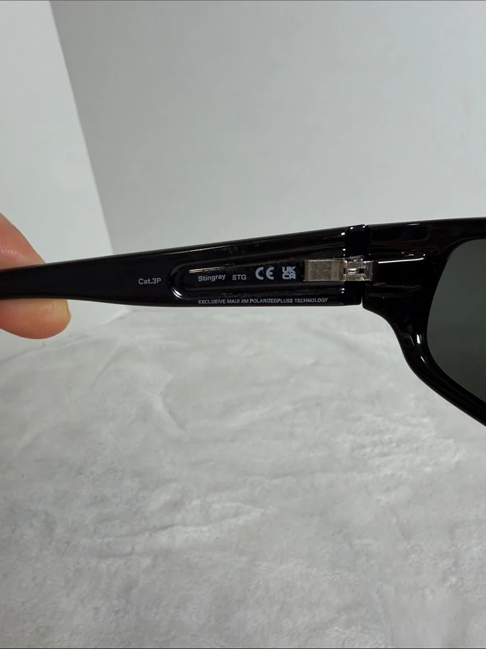 Maui Jim GRY Stingtay Gloss Balck Sunglasses
